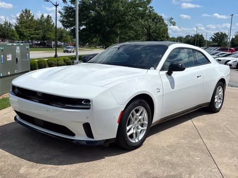 Used 2025 Dodge Charger Daytona R/T w/ Quick Order Package 25M R/T AWD/4WD image 9