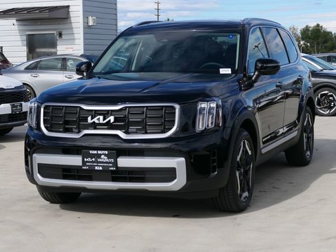 New 2025 Kia Telluride S image 6