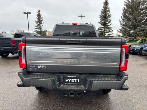 Used 2024 Ford F350 Platinum image 8