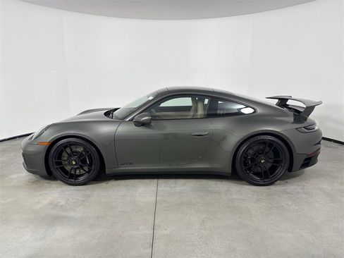 Certified 2024 Porsche 911 Carrera GTS image 2