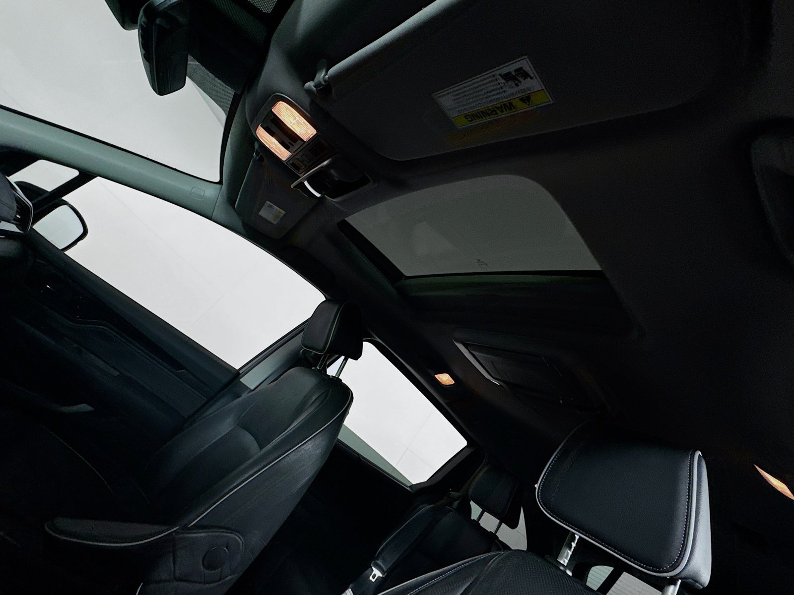 Used 2023 Honda Odyssey Elite image 15