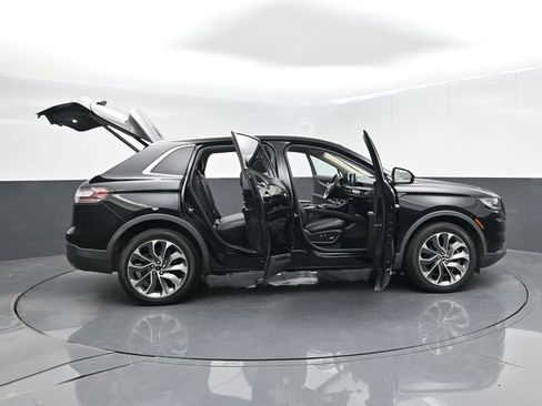 Used 2022 Lincoln Nautilus Reserve w/ Equipment Group 201A image 69