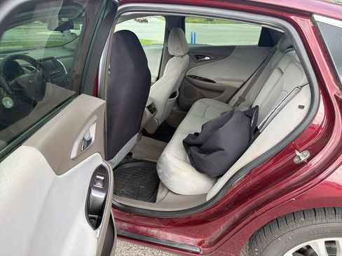 Used 2016 Chevrolet Malibu LT FWD image 7