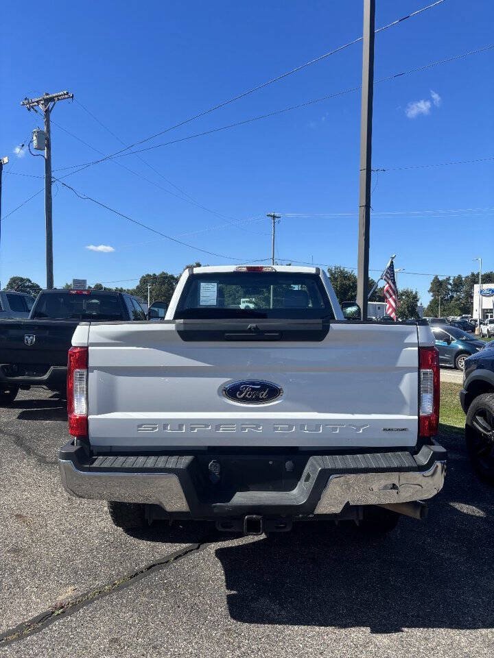 Used 2018 Ford F250 XL w/ Power Equipment Group AWD/4WD image 6