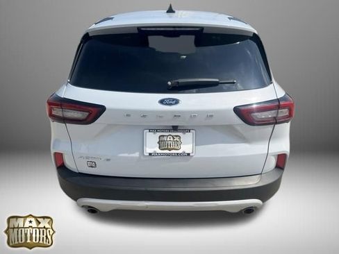 Used 2025 Ford Escape Active w/ Cold Weather Package FWD image 5