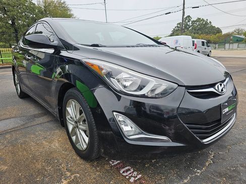 Used 2015 Hyundai Elantra SE w/ Option Group 02 image 3