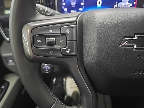 Used 2025 Chevrolet Silverado 2500 ZR2 w/ Technology Package AWD/4WD image 22