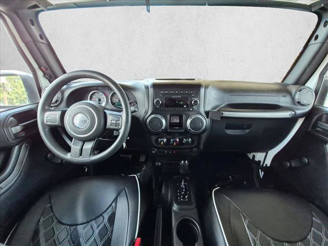 Used 2018 Jeep Wrangler Sport AWD/4WD image 14