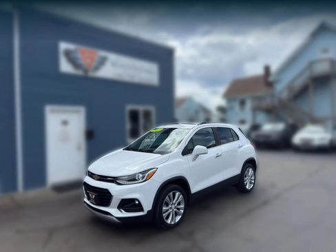 Used 2019 Chevrolet Trax Premier AWD/4WD image 7