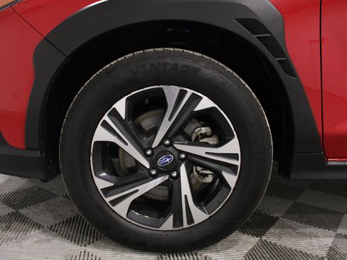 Used 2024 Subaru Crosstrek 2.0i Premium image 32