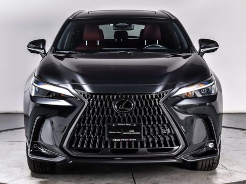 Used 2024 Lexus NX 350h AWD w/ Vision Package image 2