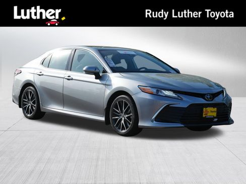 Used 2024 Toyota Camry XLE w/ Protection Package (Q2) (TMS) AWD/4WD image 1