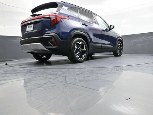 Certified 2024 Kia Seltos EX AWD/4WD image 30