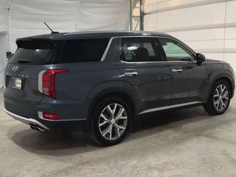 Used 2020 Hyundai Palisade SEL w/ Premium Package FWD image 4