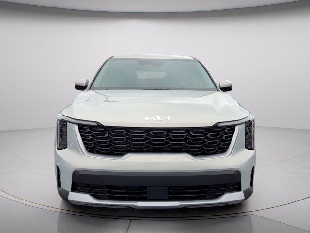 Used 2026 Kia Sorento LX FWD image 4