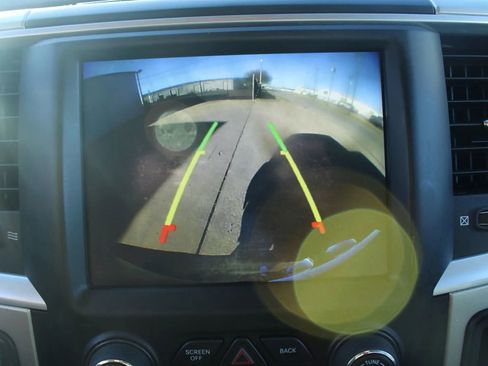 Used 2019 RAM 1500 Big Horn image 18