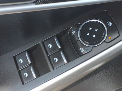 Used 2023 Ford Explorer XLT w/ Equipment Group 202A image 14