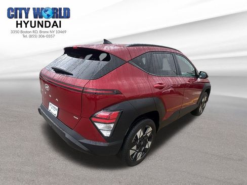 Used 2024 Hyundai Kona SEL w/ Convenience Package AWD/4WD image 5