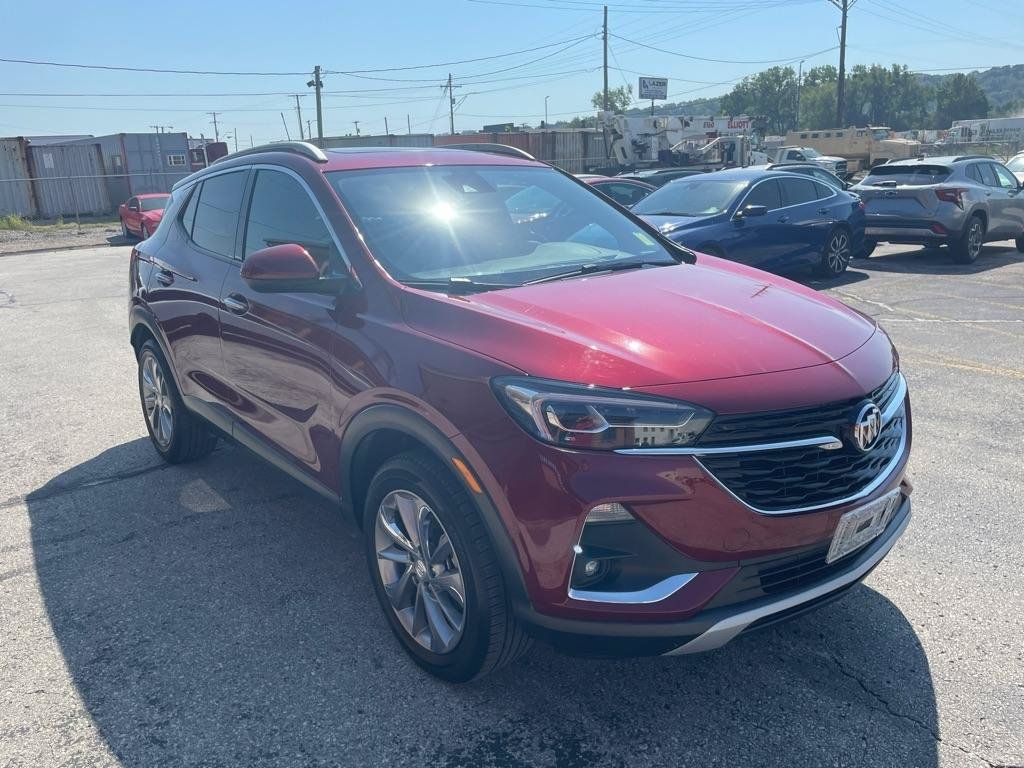 Used 2023 Buick Encore GX Essence w/ Experience Buick Package AWD/4WD image 4