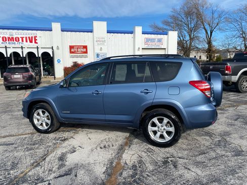 Used 2011 Toyota RAV4 Limited image 9