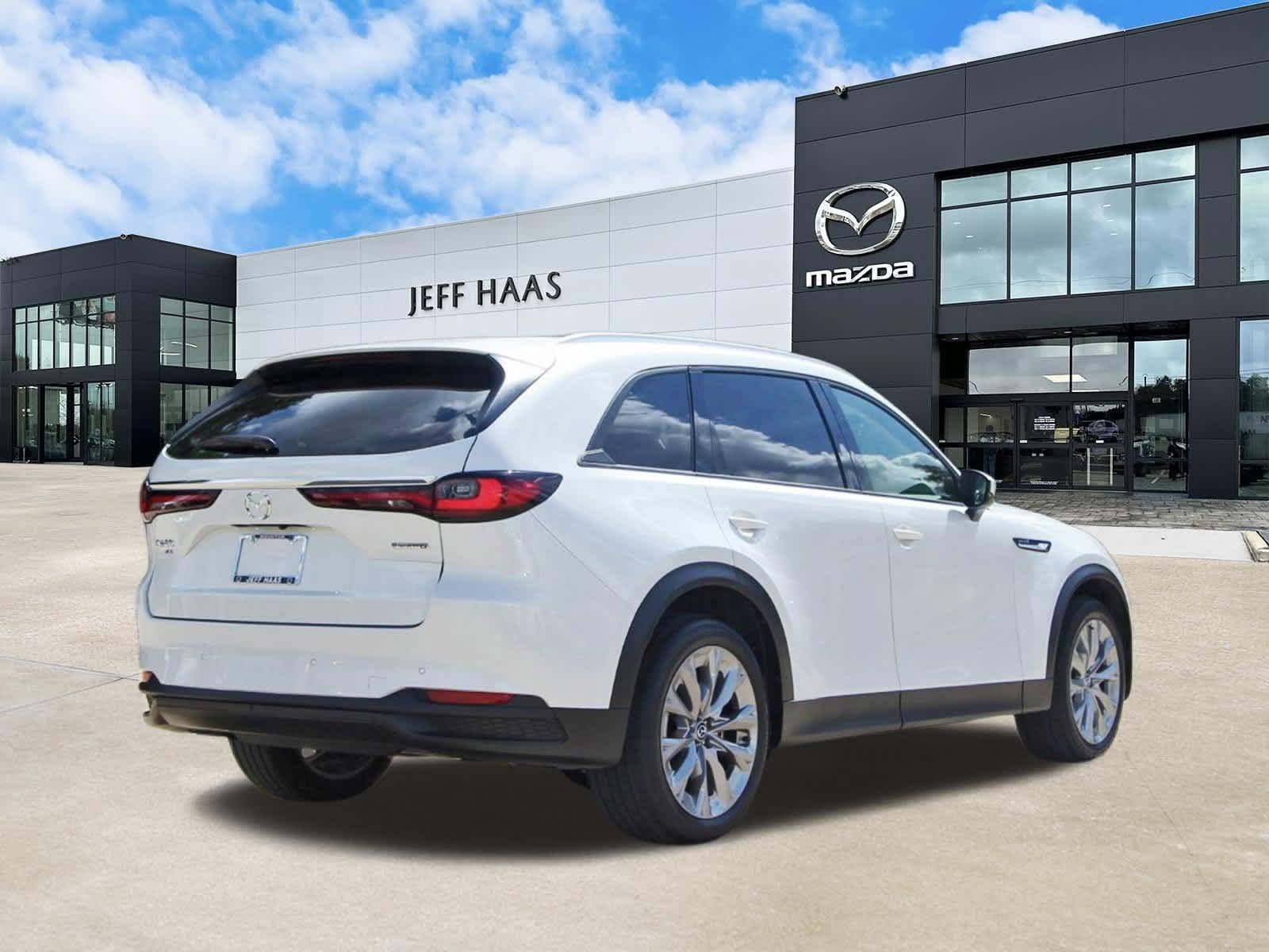 Used 2026 MAZDA CX-90 3.3 Turbo w/ Preferred Package AWD/4WD image 3