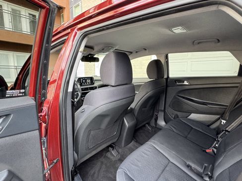 Used 2020 Hyundai Tucson SE image 30