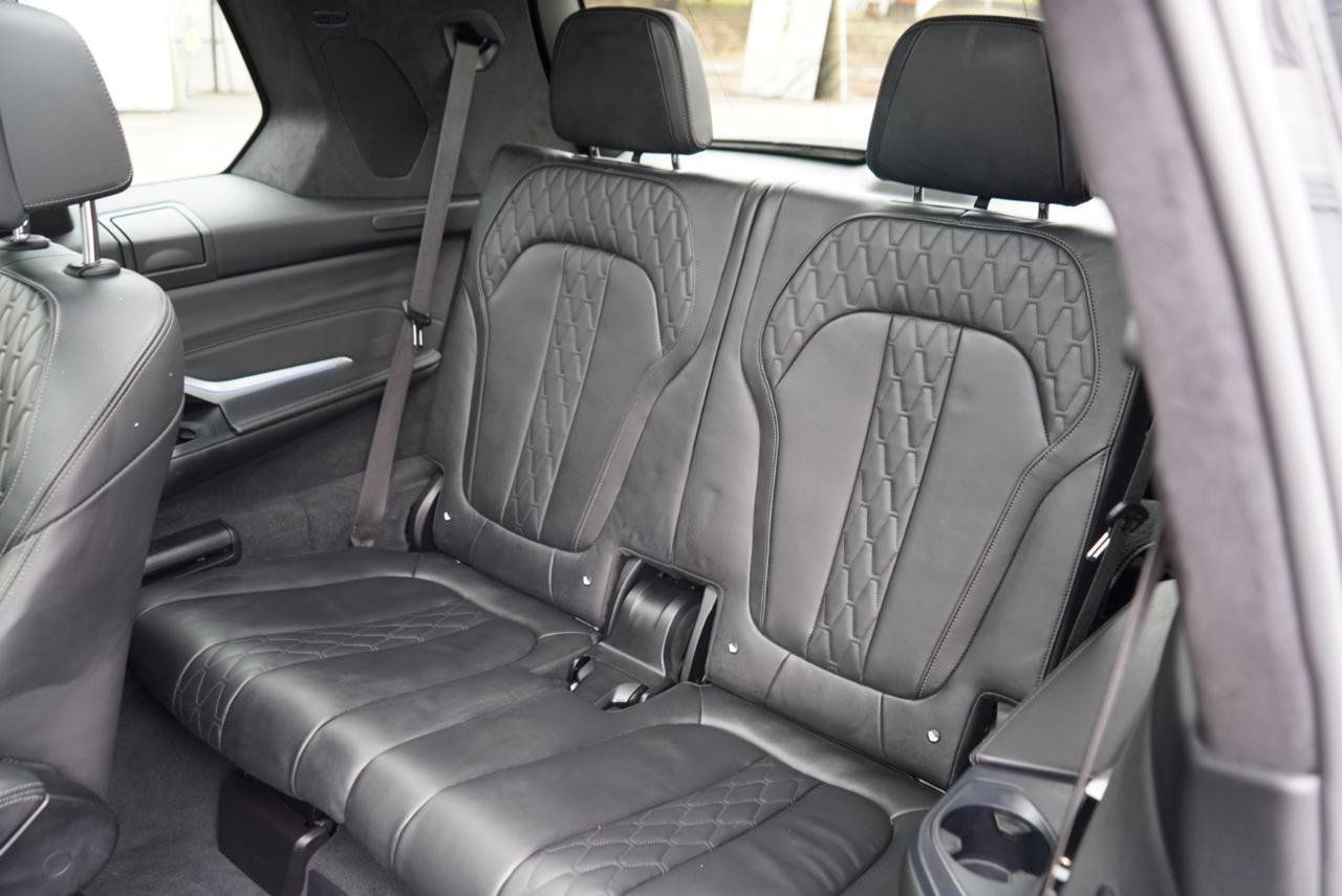 Used 2022 BMW ALPINA XB7 AWD/4WD image 49