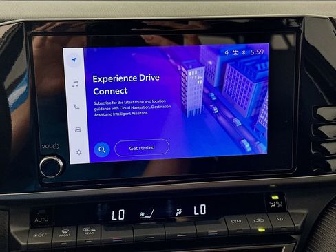 Certified 2025 Toyota Camry SE w/ Convenience Package image 13