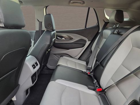 Used 2022 GMC Terrain SLT FWD image 18
