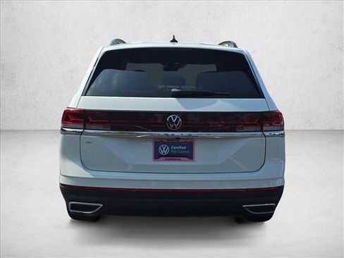 Used 2024 Volkswagen Atlas SE FWD image 6
