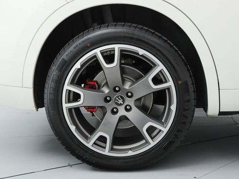 Certified 2023 Maserati Levante GT image 22