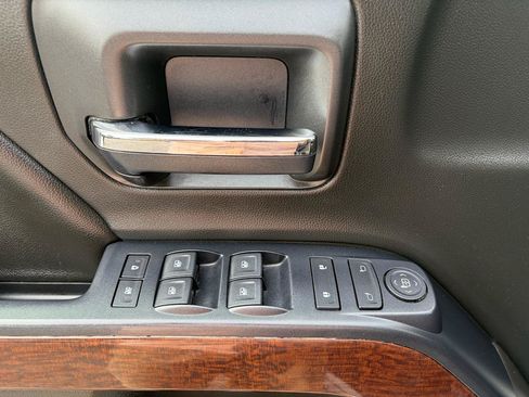 Used 2017 GMC Sierra 1500 SLE w/ SLE Value Package AWD/4WD image 22