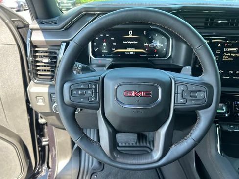 Used 2026 GMC Sierra 1500 AT4 w/ AT4 Preferred Package AWD/4WD image 19