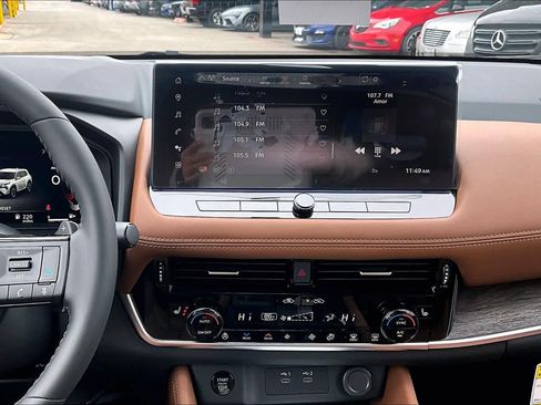 New 2026 Nissan Rogue Platinum w/ Platinum Premium Package image 6