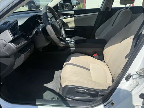 Used 2019 Honda Civic LX image 10
