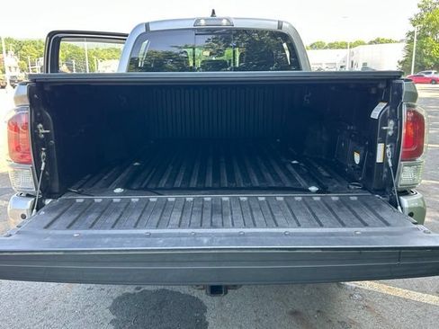 Used 2020 Toyota Tacoma TRD Sport w/ TRD Premium Sport Package AWD/4WD image 56