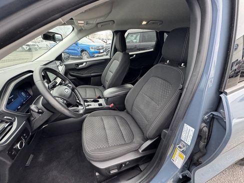 Certified 2023 Ford Escape Active w/ Tech Pack #2 image 9