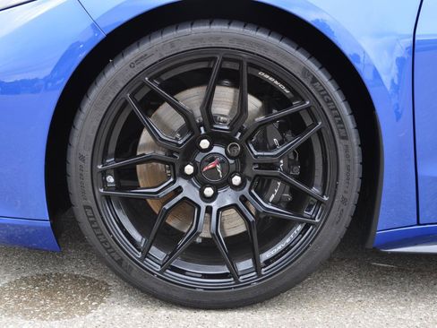 Used 2023 Chevrolet Corvette Z06 RWD image 5