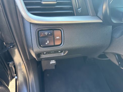 Used 2020 Kia Optima SE image 8