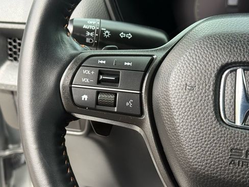 Used 2025 Honda CR-V Sport-L image 17