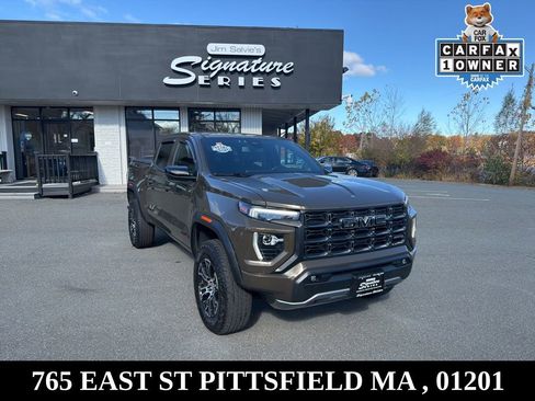 Used 2024 GMC Canyon AT4 image 1