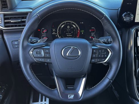 Used 2024 Lexus LX 600 F Sport image 11