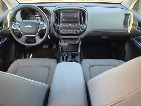 Used 2020 Chevrolet Colorado W/T w/ WT Convenience Package RWD image 18