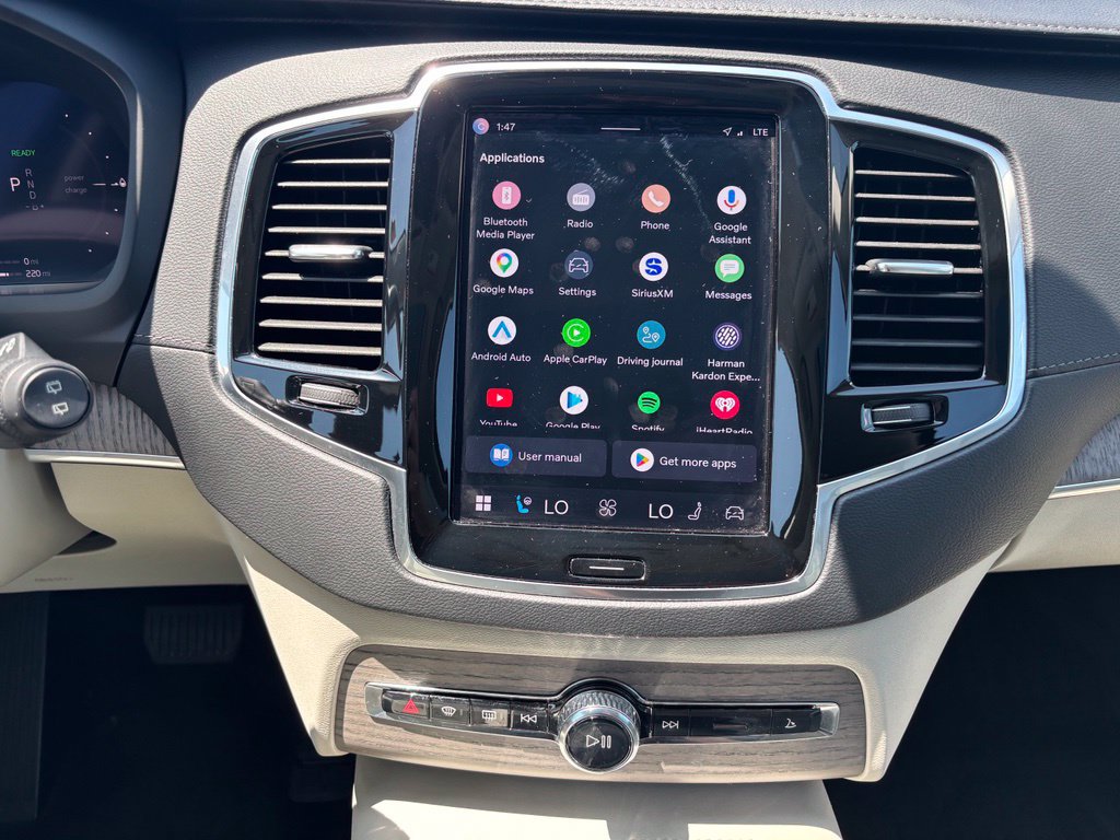 Certified 2023 Volvo XC90 T8 Ultimate w/ Lounge Package AWD/4WD image 12