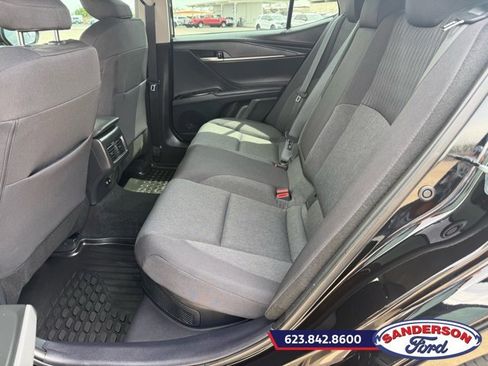 Used 2025 Toyota Camry LE w/ Convenience Package image 13