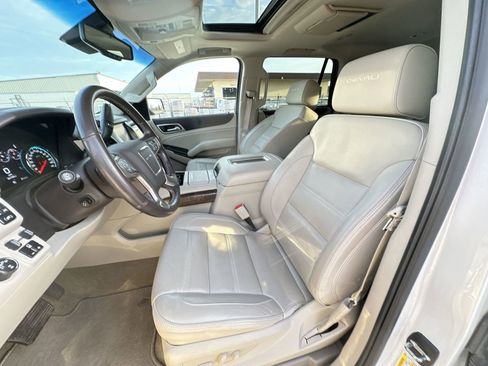 Used 2019 GMC Yukon Denali w/ Denali Ultimate Package image 20