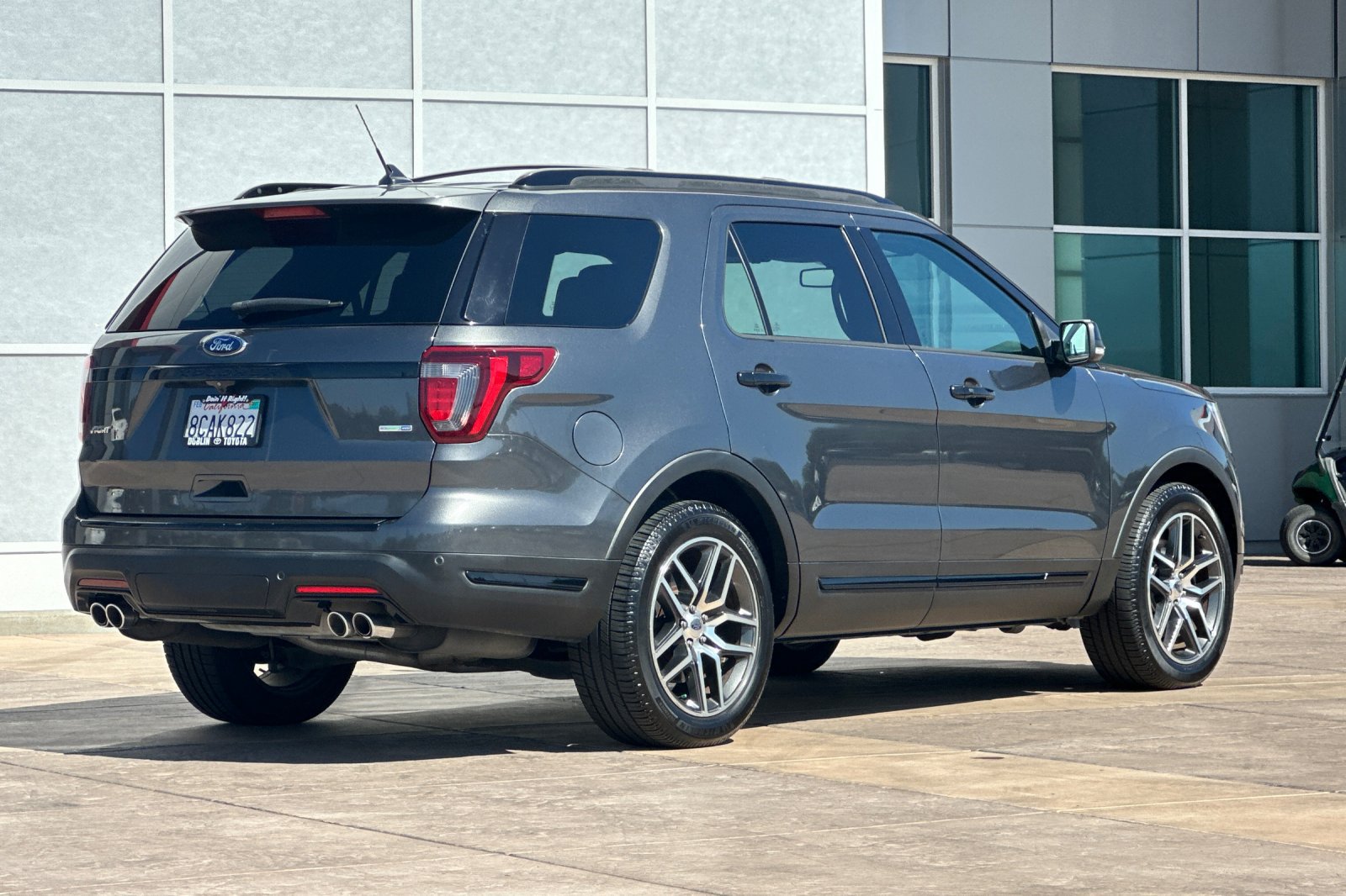 Used 2018 Ford Explorer Sport w/ Equipment Group 401A AWD/4WD image 4