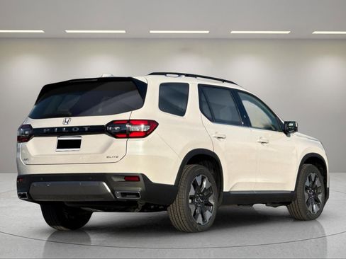New 2026 Honda Pilot Elite image 5