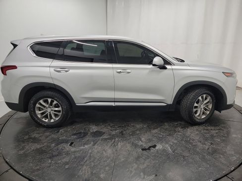 Used 2019 Hyundai Santa Fe SEL image 11