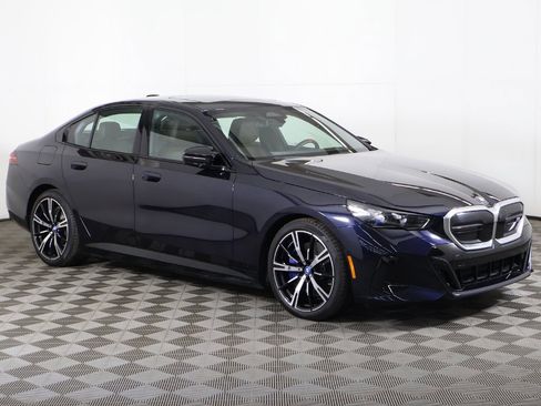Used 2024 BMW i5 M60 w/ Premium Package image 2